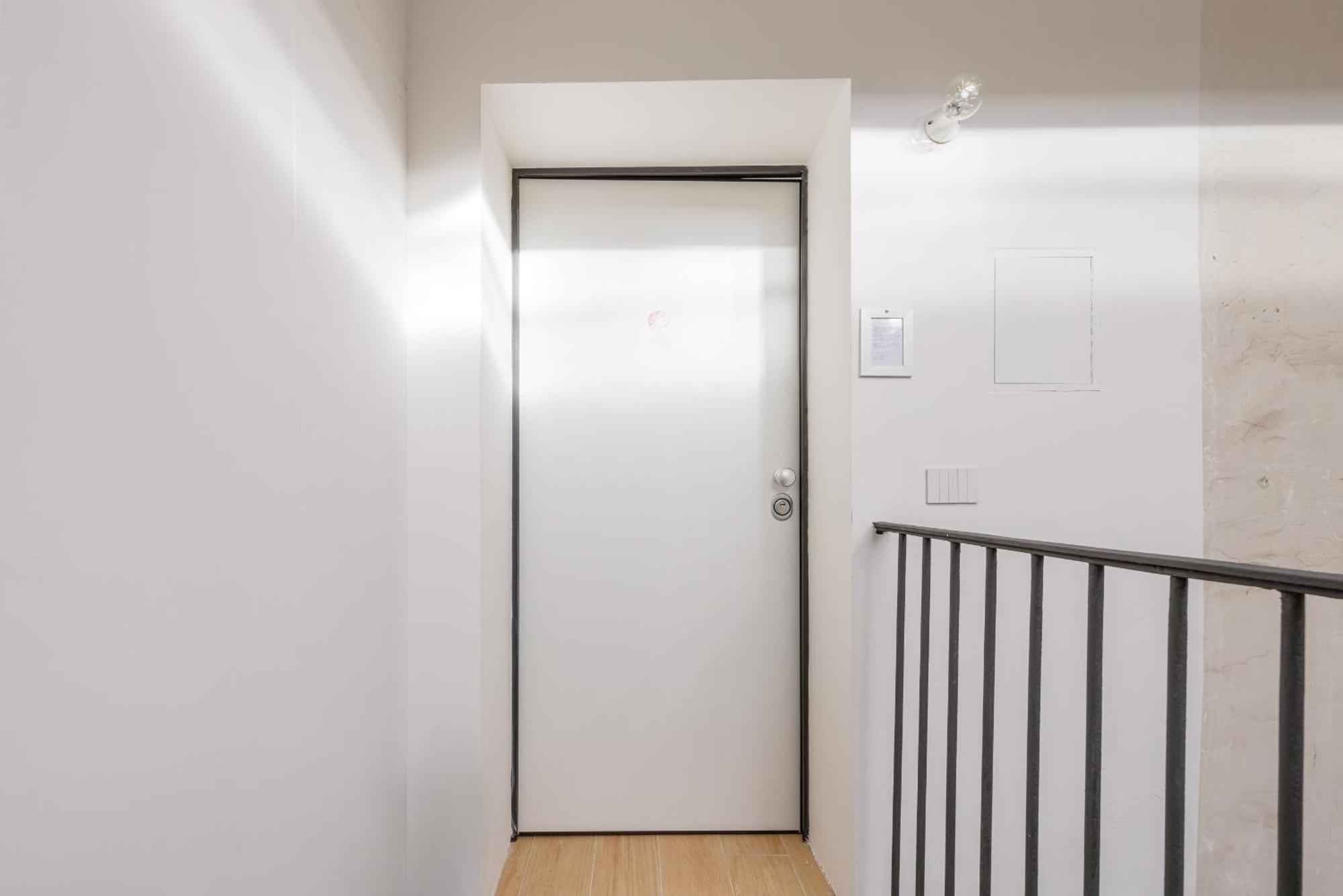White By Wonderful Italy Apartment *