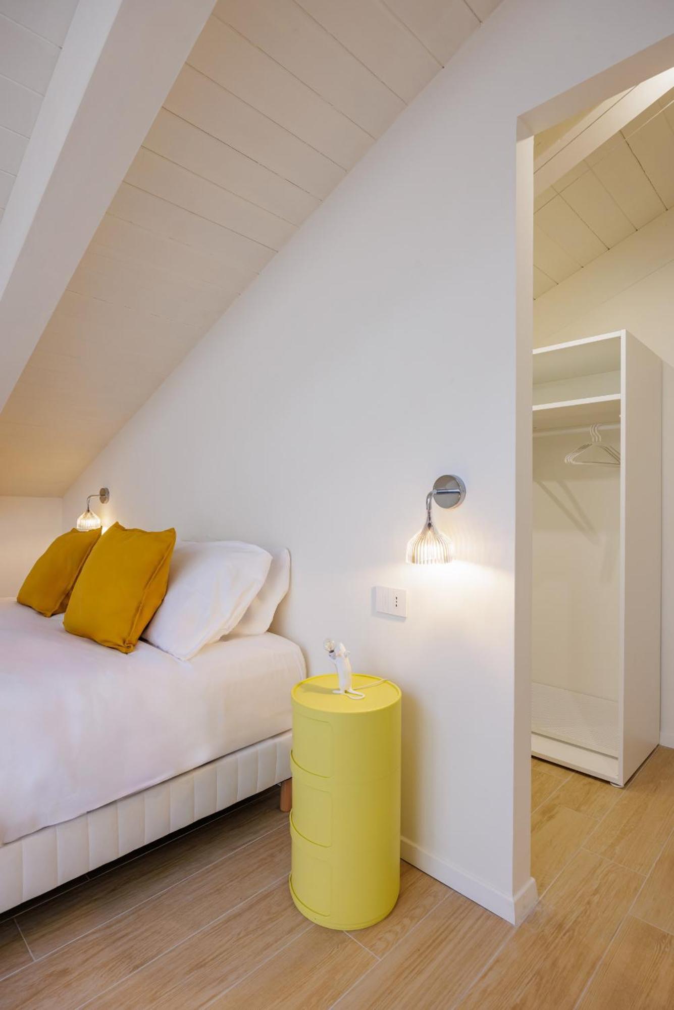 White By Wonderful Italy Apartment